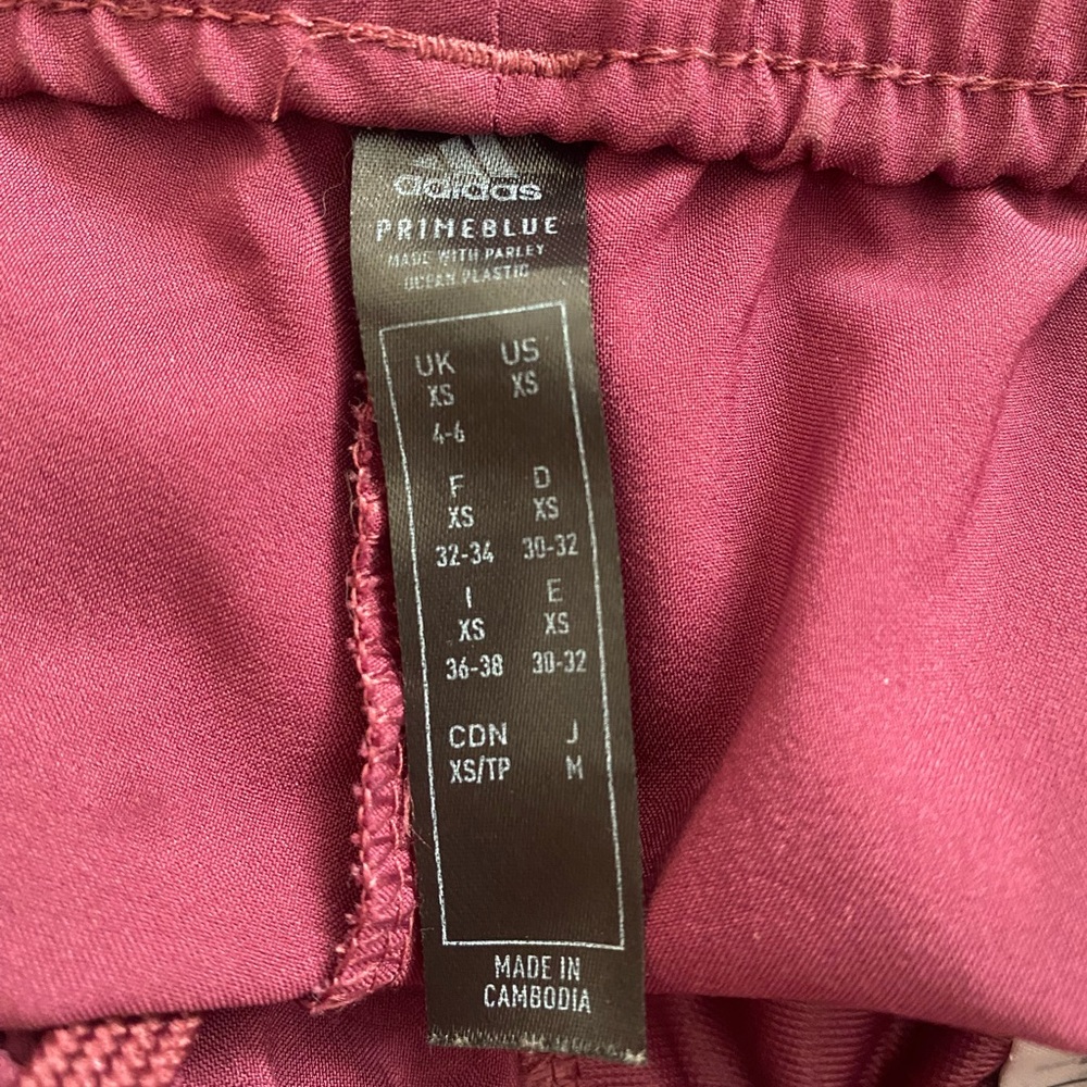 Junior’s Adidas Athletic Shorts - Picture 3 of 4